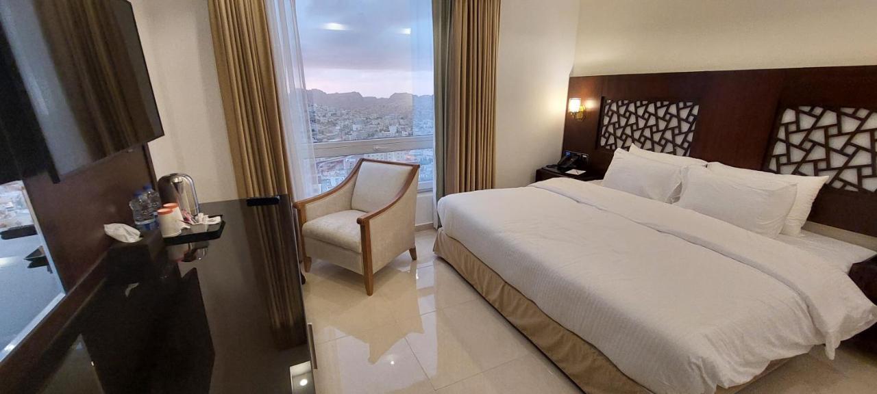 Petra Elite Hotel Вади Муса Экстерьер фото